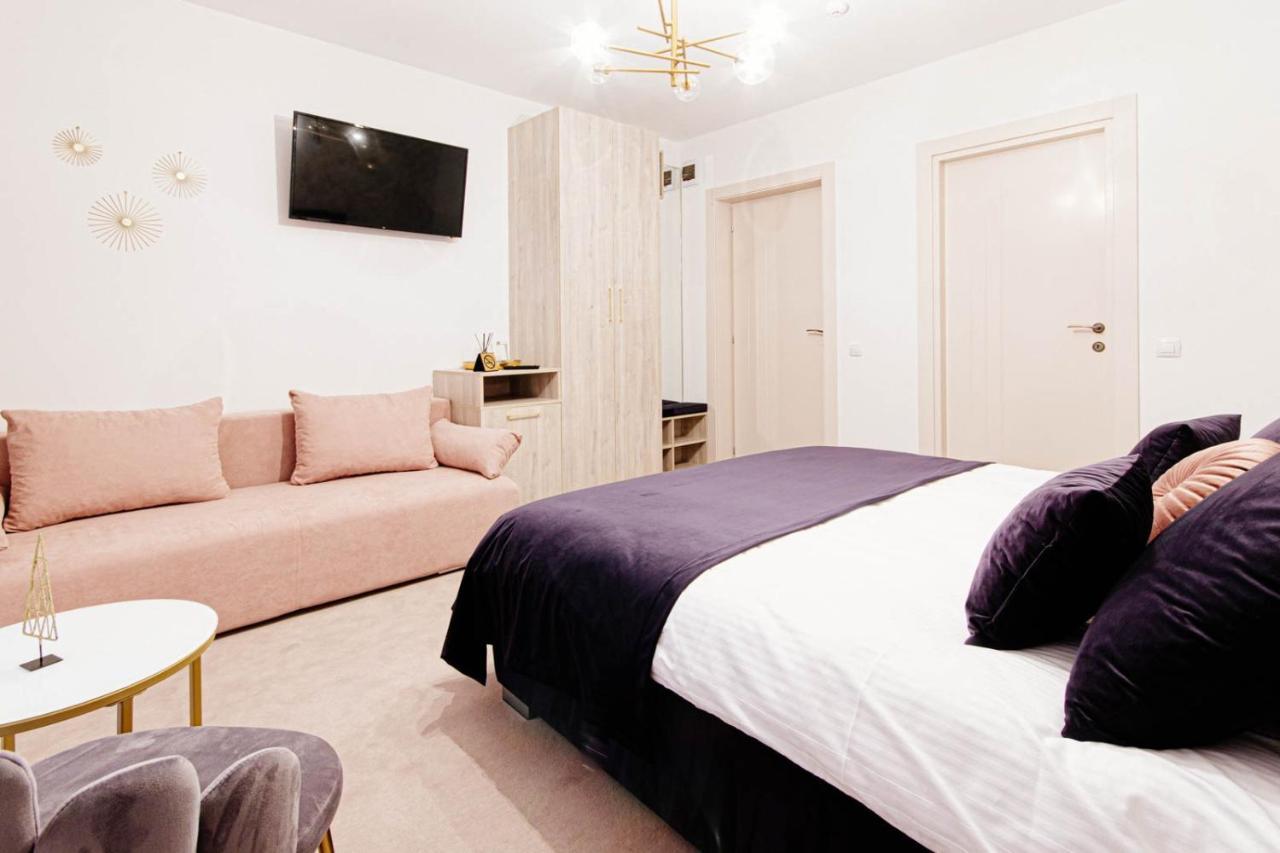 Liane Boutique Hotel Câmpulung Moldovenesc Eksteriør bilde