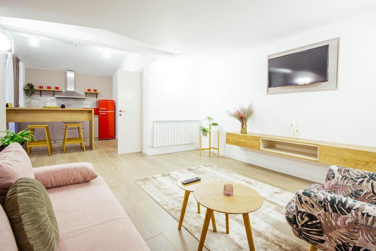 Liane Boutique Hotel Câmpulung Moldovenesc Eksteriør bilde