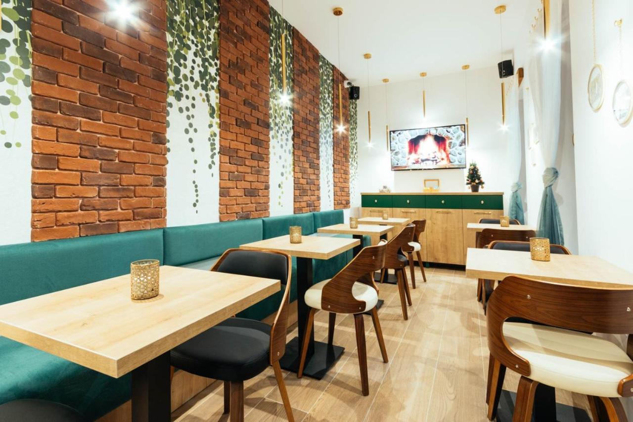 Liane Boutique Hotel Câmpulung Moldovenesc Eksteriør bilde