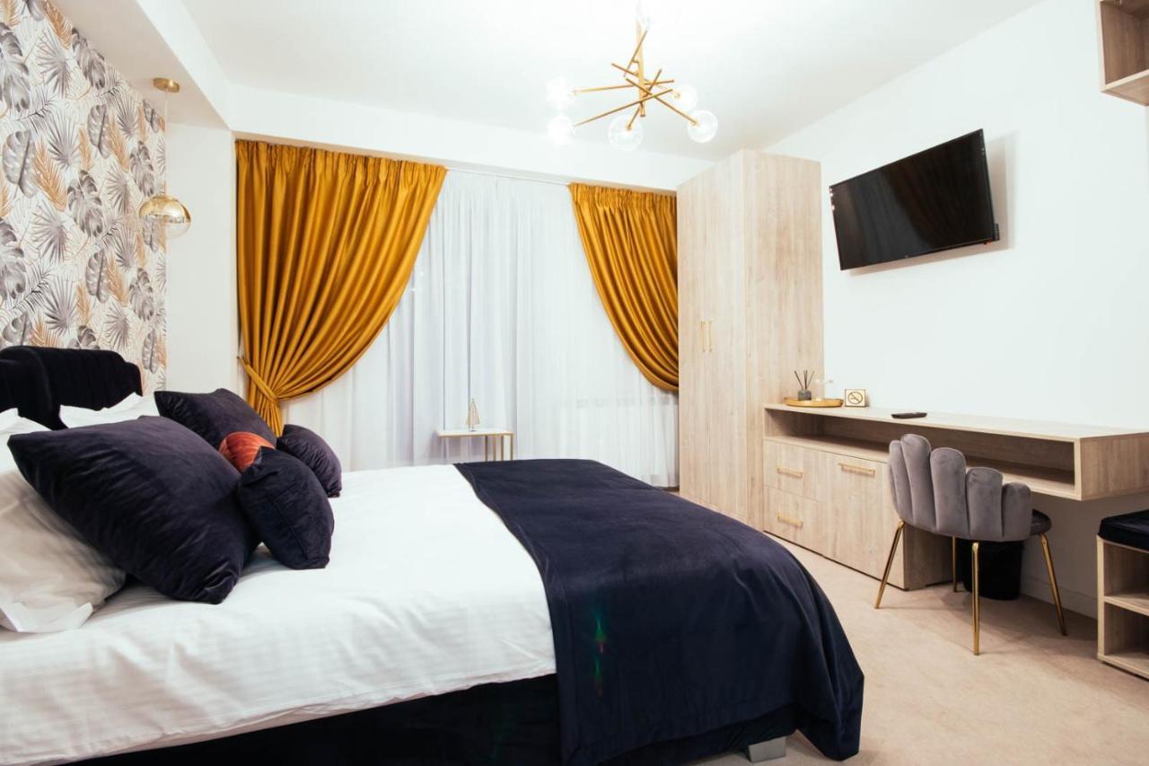 Liane Boutique Hotel Câmpulung Moldovenesc Eksteriør bilde