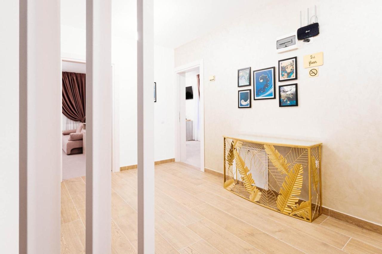 Liane Boutique Hotel Câmpulung Moldovenesc Eksteriør bilde