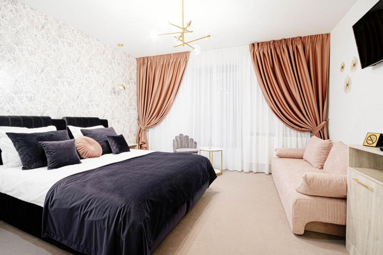 Liane Boutique Hotel Câmpulung Moldovenesc Eksteriør bilde